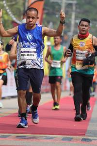 BIB: 4262, 48365
                            <button type="button" onclick="openModal(8220811)" class="btn btn-primary btn-sm float-right btn-popup" data-toggle="modal" data-target=".modal-high-quality">
                        <i class="fas fa-shopping-cart"></i> Add to Cart
                    </button>
                                            <button type="button" onclick="isThisMe(8220811, true)" class="btn btn-success btn-sm float-right btn-popup btn-isme hidden" data-toggle="tooltip" data-placement="bottom" title="นี่คือรูปของคุณใช่ไหม คลิกที่นี่เพื่อเอาเข้าอัลบั้ม">
                        <i class="fas fa-plus"></i> Add to album
                    </button>
                    <button type="button" onclick="isThisMe(8220811, false)" class="btn btn-warning btn-sm float-right btn-popup btn-isnotme hidden">
                        <i class="fas fa-ban"></i> Remove from album
                    </button>